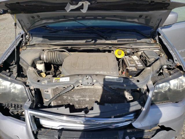 2C4RC1BG6ER203549 - 2014 CHRYSLER TOWN & COU TOURING SILVER photo 12