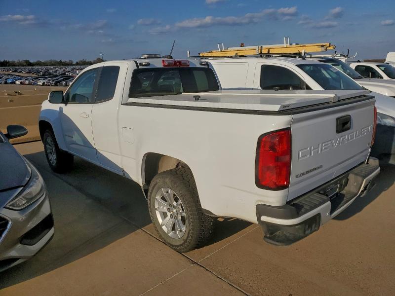1GCHSCEA2N1196654 - 2022 CHEVROLET COLORADO LT WHITE photo 2
