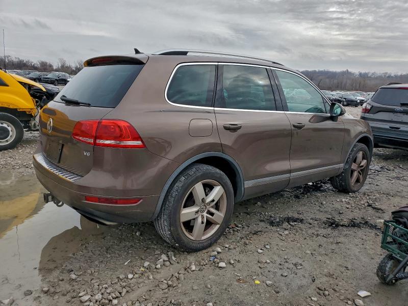 WVGFF9BP8BD007342 - 2011 VOLKSWAGEN TOUAREG V6 Qəhvəyi foto 3
