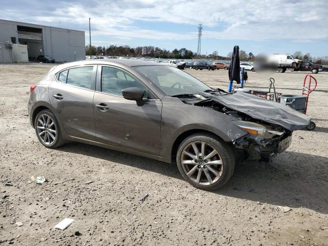 3MZBN1M30JM188857 - 2018 MAZDA 3 GRAND TOURING GRAY photo 4