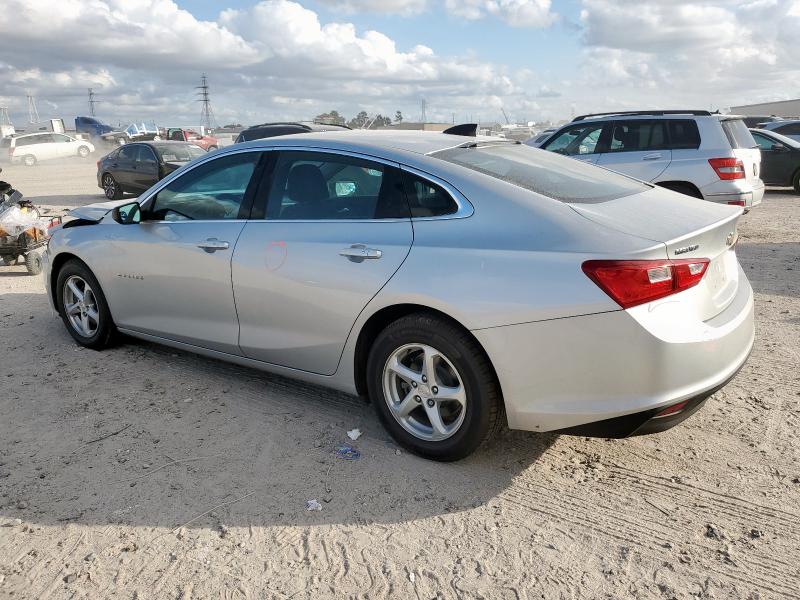 1G1ZB5STXJF230786 - 2018 CHEVROLET MALIBU LS Argent photo 2