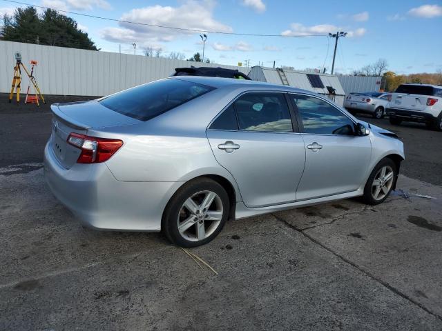 4T1BF1FK4CU025997 - 2012 TOYOTA CAMRY BASE Silber Foto 3