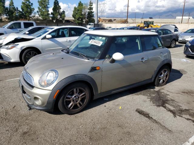 2011 MINI COOPER, 