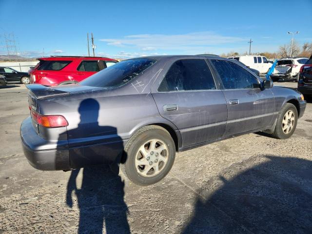 JT2BF28K9W0119059 - 1998 TOYOTA CAMRY LE ნაცრისფერი ფოტო 3