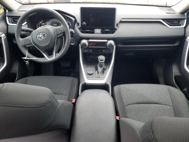 2T3RWRFV0RW250828 - 2024 TOYOTA RAV4 XLE WHITE photo 8