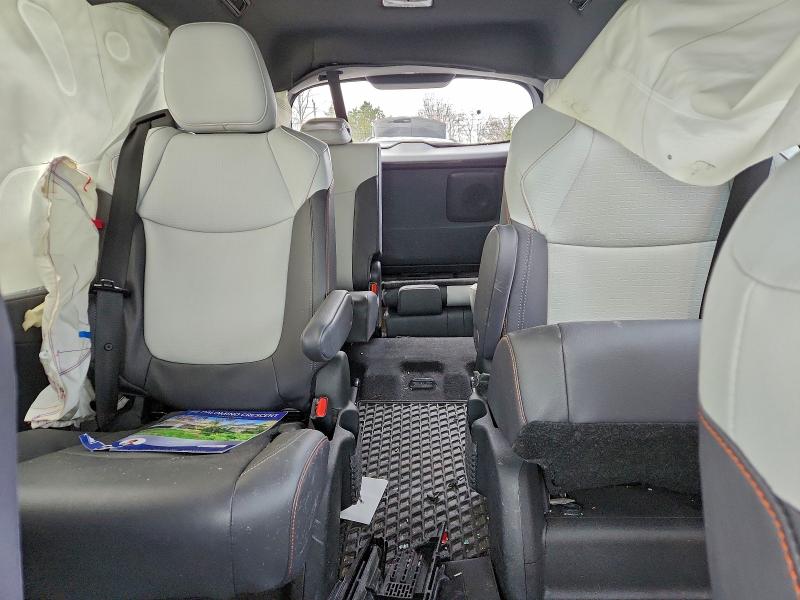 5TDGSKFC9RS147630 - 2024 TOYOTA SIENNA LE 蓝色 照片 10