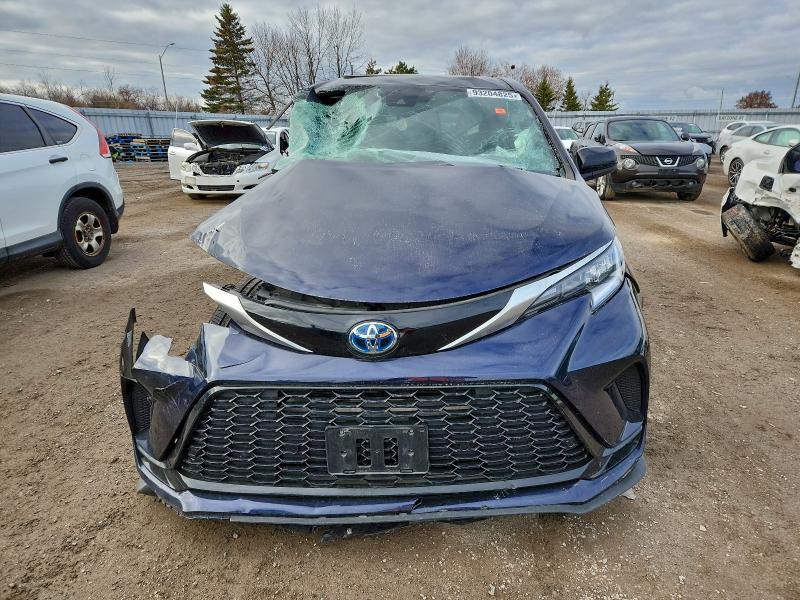 5TDGSKFC9RS147630 - 2024 TOYOTA SIENNA LE 蓝色 照片 5