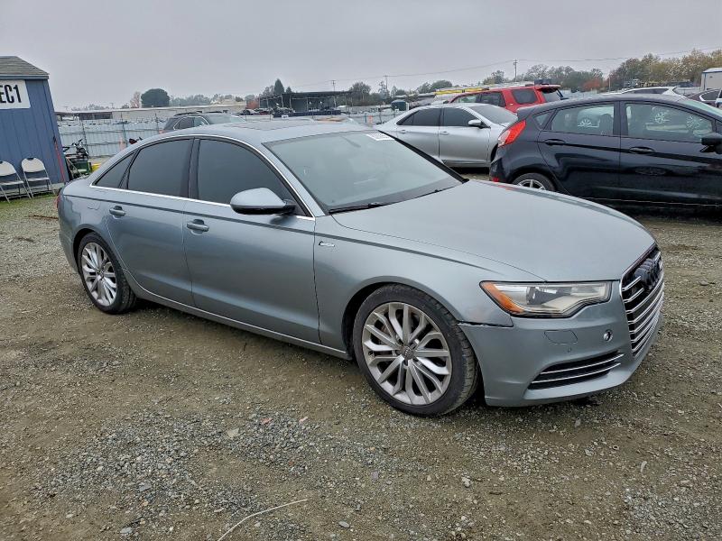 WAUGGAFC8CN040252 - 2012 AUDI A6 PREMIUM PLUS ვერცხლისფერი ფოტო 4