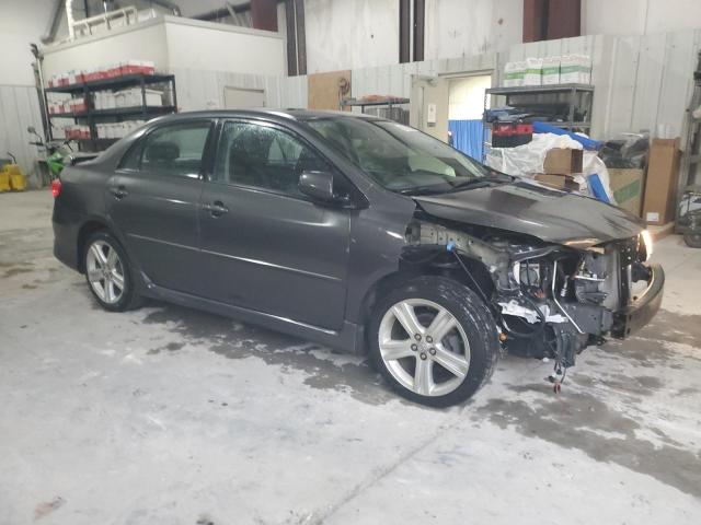 2T1BU4EE1DC116313 - 2013 TOYOTA COROLLA BASE გრაფიტი ფოტო 4