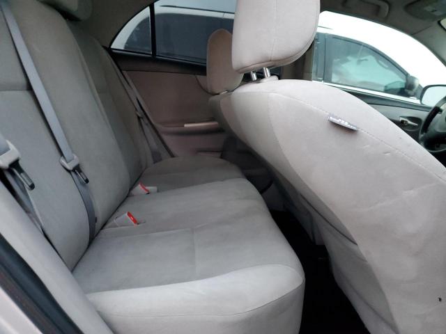 2T1BU4EE0CC787647 - 2012 TOYOTA COROLLA BASE SILVER photo 10