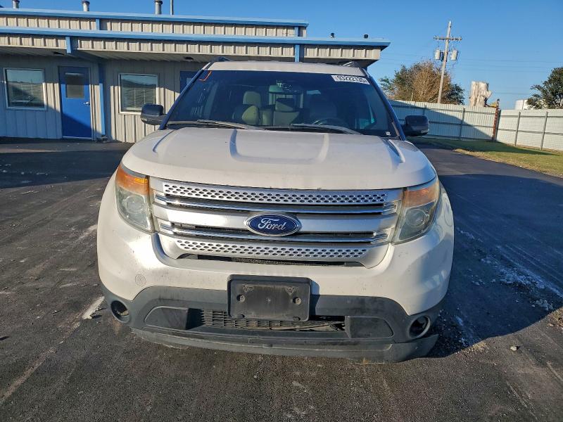 1FM5K7D80DGA07645 - 2013 FORD EXPLORER XLT 白色 照片 5