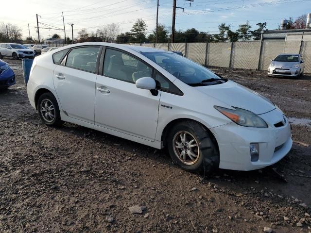 JTDKN3DU4A0131944 - 2010 TOYOTA PRIUS WHITE photo 4