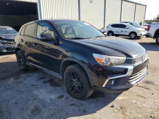 JA4AP3AU5HZ046573 - 2017 MITSUBISHI OUTLANDER ES BLACK photo 4
