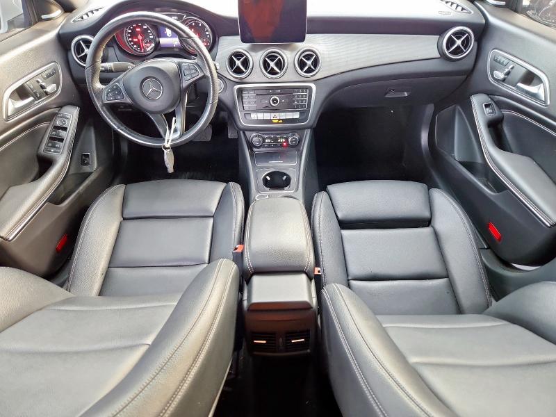 WDDSJ4GB5KN765429 - 2019 MERCEDES-BENZ CLA 250 4MATIC WHITE photo 8