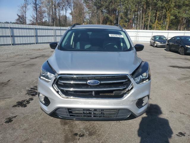 1FMCU9GD9KUB09692 - 2019 FORD ESCAPE SE Srebrny zdjęcie 5