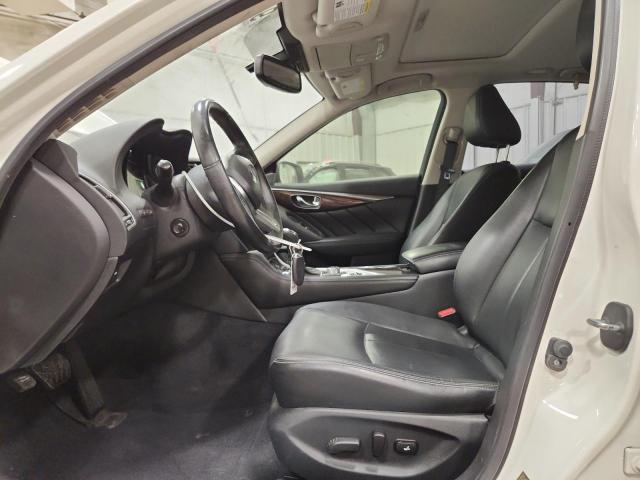 JN1EV7AR0JM438883 - 2018 INFINITI Q50 LUXE WHITE photo 7