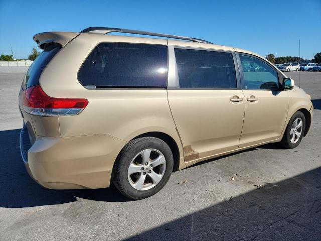 5TDKK3DCXCS200183 - 2012 TOYOTA SIENNA LE 金色 照片 3