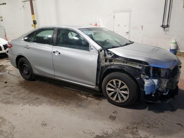 4T4BF1FK6GR538373 - 2016 TOYOTA CAMRY LE SILVER photo 4