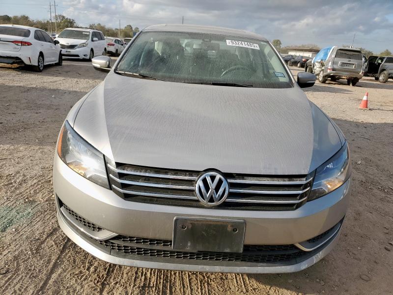 1VWBH7A31DC120314 - 2013 VOLKSWAGEN PASSAT SE SILVER photo 5