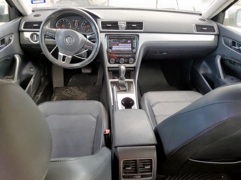 1VWBH7A31DC120314 - 2013 VOLKSWAGEN PASSAT SE SILVER photo 8