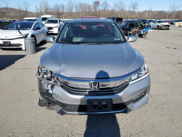 1HGCR2F87HA074213 - 2017 HONDA ACCORD EXL SILVER photo 5