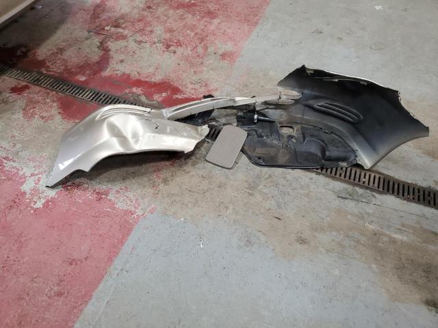 4T1BE32K94U935330 - 2004 TOYOTA CAMRY LE 奶油色 照片 13