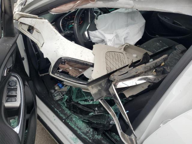 1G1ZD5STXJF287662 - 2018 CHEVROLET MALIBU LT თეთრი ფოტო 8