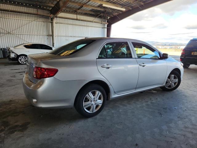 1NXBU4EE3AZ166334 - 2010 TOYOTA COROLLA BASE SILVER photo 3