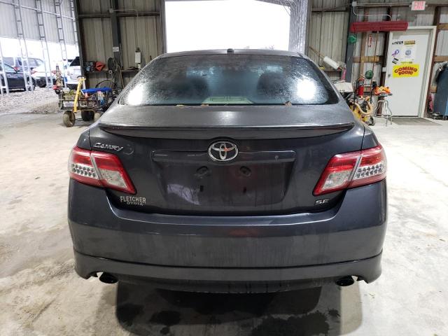4T1BF3EK1BU216031 - 2011 TOYOTA CAMRY BASE GRAY photo 6