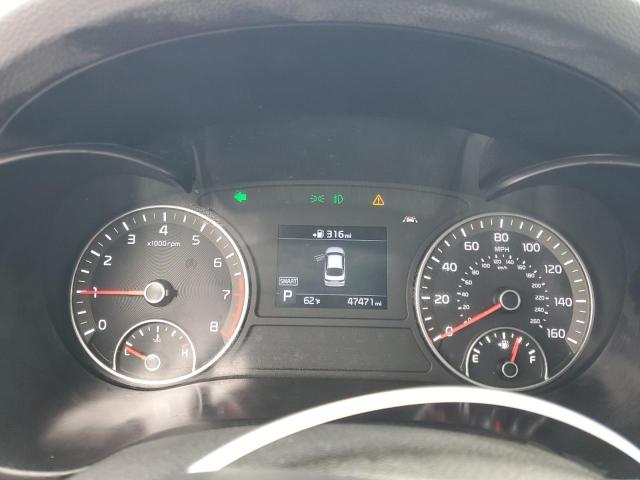 5XXGU4L19KG303679 - 2019 KIA OPTIMA EX Weiß Foto 9