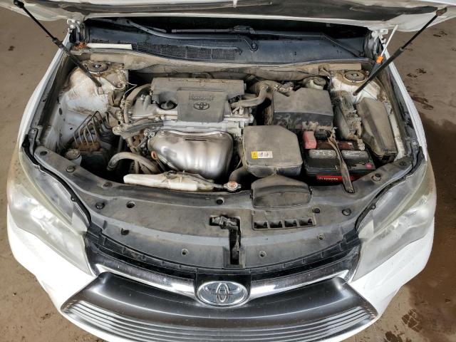 4T1BF1FK1HU433896 - 2017 TOYOTA CAMRY LE WHITE photo 11