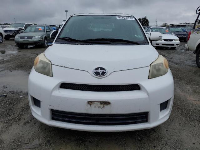 JTKKU10438J013863 - 2008 TOYOTA SCION XD WHITE photo 5
