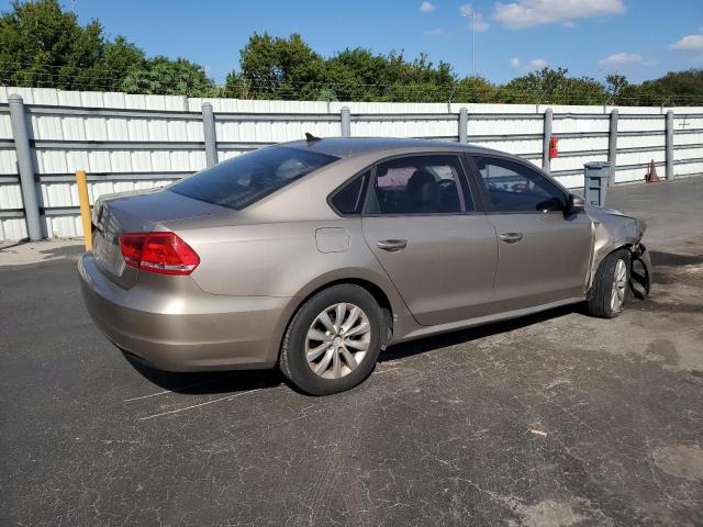 1VWAS7A32FC021405 - 2015 VOLKSWAGEN PASSAT S GOLD photo 3