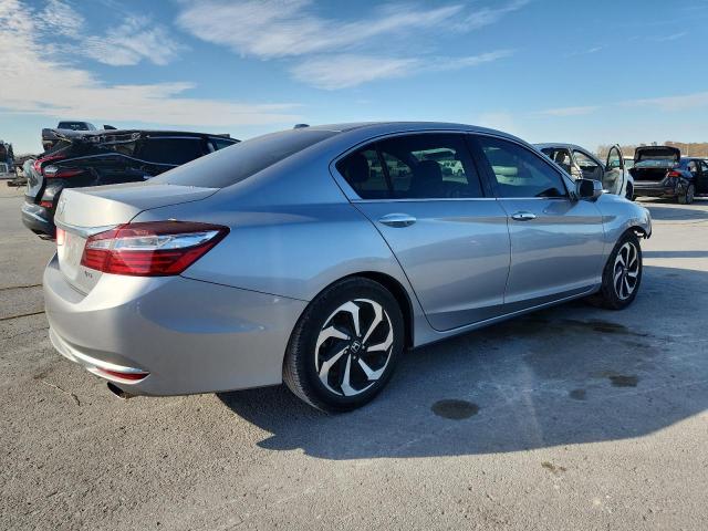 1HGCR3F80HA013789 - 2017 HONDA ACCORD EXL SILVER photo 3