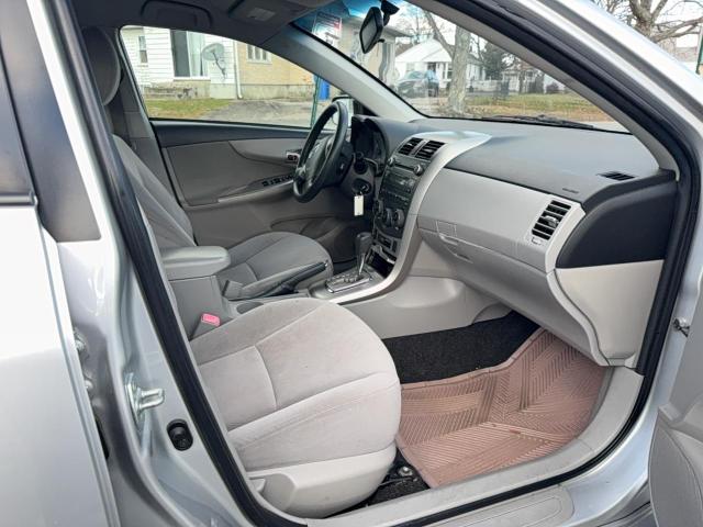 JTDBU4EE4B9131648 - 2011 TOYOTA COROLLA BASE Сріблястий фото 5
