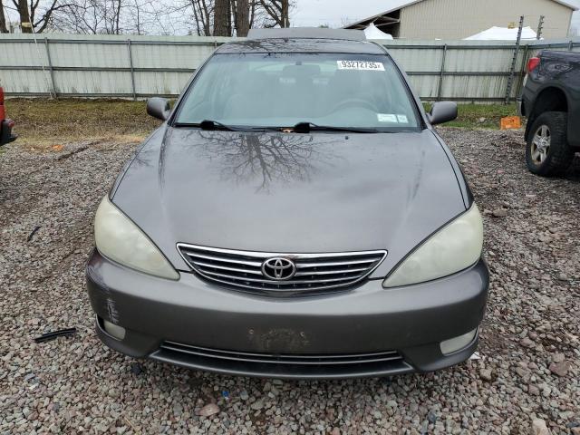 4T1BE30K35U547577 - 2005 TOYOTA CAMRY LE Gris foto 5