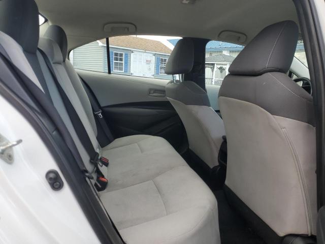 5YFEPMAE5NP377455 - 2022 TOYOTA COROLLA LE WHITE photo 10