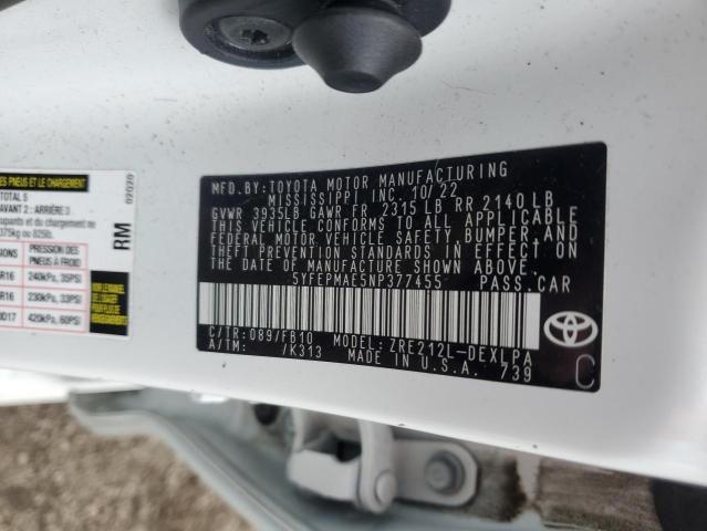 5YFEPMAE5NP377455 - 2022 TOYOTA COROLLA LE WHITE photo 13