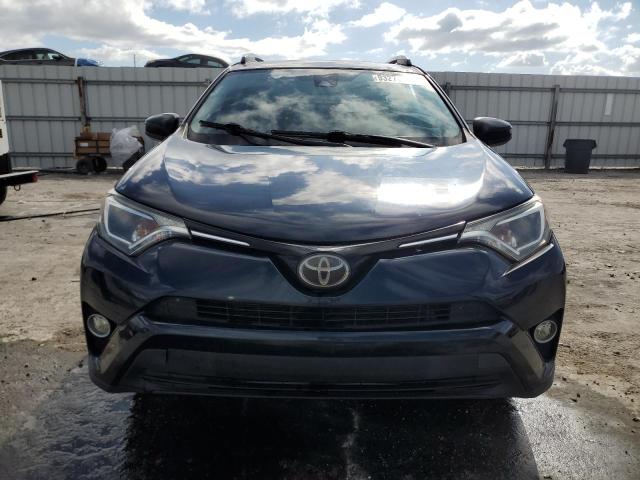JTMZFREV1JJ176727 - 2018 TOYOTA RAV4 LE GREEN photo 5