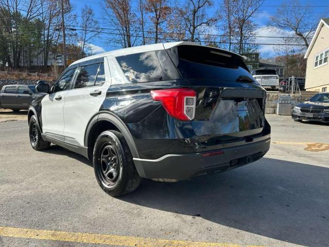 1FM5K8AW8MNA00916 - 2021 FORD EXPLORER POLICE INTERCEPTOR Қара фото 2
