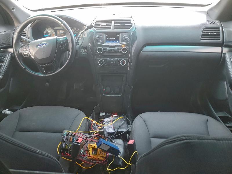 1FM5K8AR1HGA17299 - 2017 FORD EXPLORER POLICE INTERCEPTOR أسود صورة 8