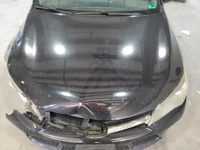 4T1BF1FK0FU067295 - 2015 TOYOTA CAMRY LE 黑色 照片 11