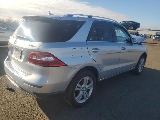 4JGDA5HB9EA347891 - 2014 MERCEDES-BENZ ML 350 4MATIC SILVER photo 3