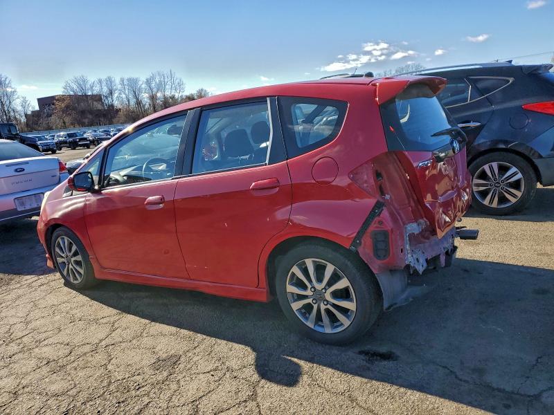 JHMGE8H57DC033918 - 2013 HONDA FIT SPORT 红色 照片 2