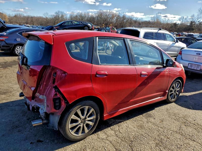 JHMGE8H57DC033918 - 2013 HONDA FIT SPORT 红色 照片 3