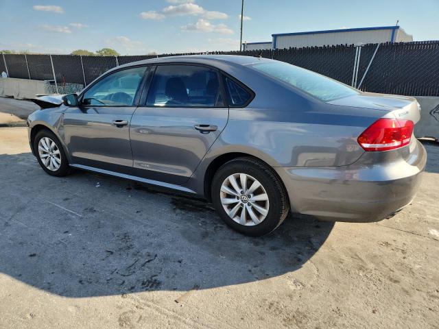 1VWAH7A35DC076460 - 2013 VOLKSWAGEN PASSAT S 灰色 照片 2