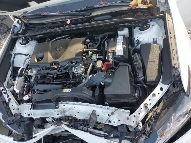 4T1C11AK8NU682945 - 2022 TOYOTA CAMRY LE თეთრი ფოტო 11