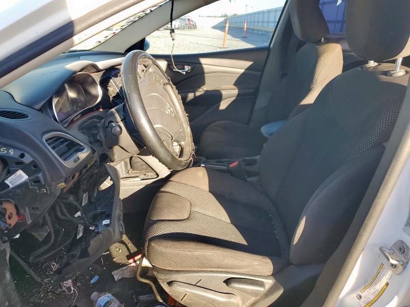 1C3CDFAA3GD750155 - 2016 DODGE DART SE 白色 照片 7