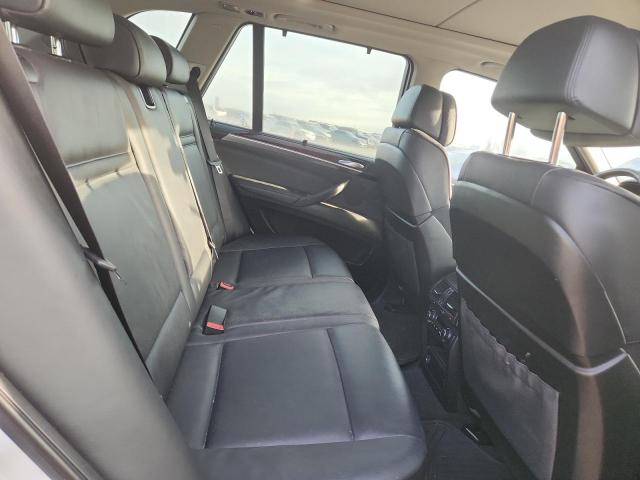 5UXZW0C53D0B92583 - 2013 BMW X5 XDRIVE35D WHITE photo 11