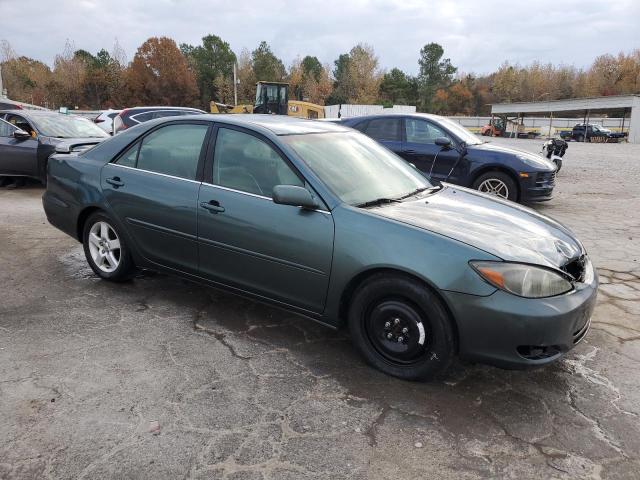 4T1BF30K52U539571 - 2002 TOYOTA CAMRY LE GREEN photo 4